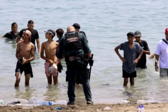 The discovery of another body brings the death toll to 83 following the mass entry into Ceuta | De Último Minuto English