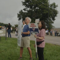 Supporters rally outside Ohio ICE office as Haitian TPS holders attend check-ins | De Último Minuto English