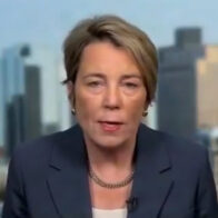 Massachusetts governor defends Haitian TPS holders, criticizes Trump’s immigration policies | De Último Minuto English