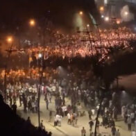 VIDEO: Tension rises at Ceuta border as migrants gather in attempt to enter Spain | De Último Minuto English