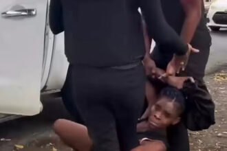 Haitian woman bites immigration officer during confrontation in Cristo Rey | De Último Minuto English