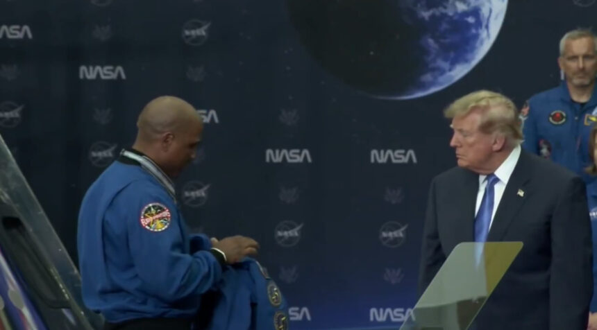 Artemis II pilot Victor Glover gifts Trump a NASA flight jacket | De Último Minuto English