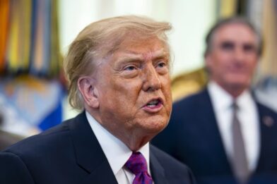 Trump says Venezuela’s oil will help refill the U.S. Strategic Petroleum Reserve | De Último Minuto English