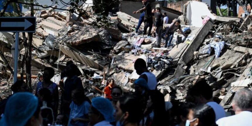 At least 20 dead in two cities in central Colombia due to the earthquake | De Último Minuto English
