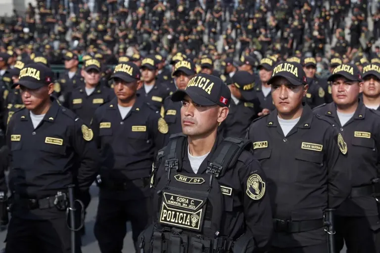 Peru confirms an agreement between the FBI and the Peruvian Police to confront transnational crime | De Último Minuto English