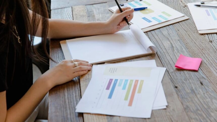 International Left-Handers Day: Why is it celebrated on August 13th? | De Último Minuto English