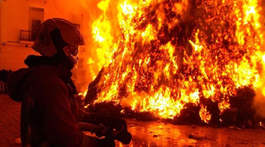 7-year-old boy dies during fire in Upper Manhattan | De Último Minuto English