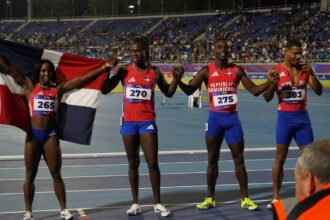 Dominican Republic's 4x100 mixed relay is disqualified and loses the gold in Santo Domingo 2026 | De Último Minuto English