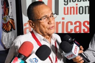Unionists will ask President Abinader to withdraw the labor reform from Congress | De Último Minuto English