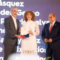Abinader awards 1,500 international scholarships to study abroad | De Último Minuto English