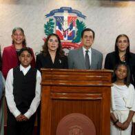 Meritorious students from the Dominican diaspora in Spain travel across the country to reconnect with their roots | De Último Minuto English
