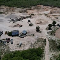 El Cachón Neighborhood Associations demand community consultation before granting mining exploitation permits | De Último Minuto English
