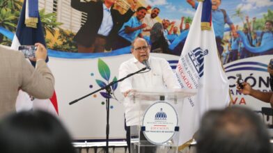 Santos Badía announces comprehensive reform of the educational system and 10,000 national scholarships | De Último Minuto English