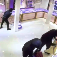 New Jersey jewelry store loses nearly $1 million in gold and diamonds in 45-second robbery
