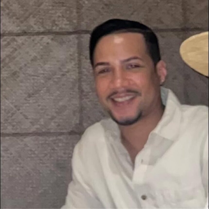Dominican man found dead with multiple stab wounds inside Queens apartment | De Último Minuto English