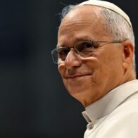 The Pope urges facilitating the possibility of attending Mass for those who work on Sundays | De Último Minuto English