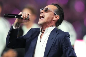 Marc Anthony and Chayanne lead concert for earthquake victims | De Último Minuto English