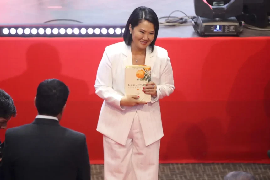 Keiko Fujimori declares her "absolute respect" for the separation of powers in Peru | De Último Minuto English