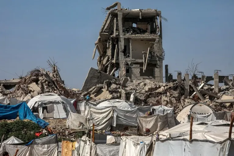 Hamas says it is waiting for a "clear and official" response from the Peace Board regarding the disarmament agreement | De Último Minuto English