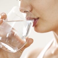 Woman loses 44 pounds in weeks after 15-day water-only diet and is left with severe walking problems