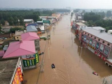 VIDEO: Torrential rains and flooding hit eastern China