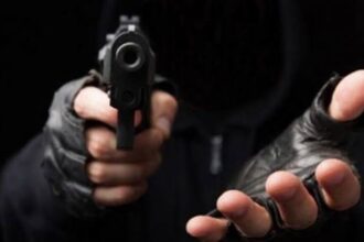 At gunpoint! Pharmacy courier assaulted and robbed of motorcycle, money, and medication in Santiago | De Último Minuto English
