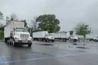 Trump administration shuts down 270 truck driving schools over alleged licensing violations