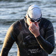 Polish swimmer becomes first person to swim Baltic Sea nonstop from Sweden to Poland | De Último Minuto English