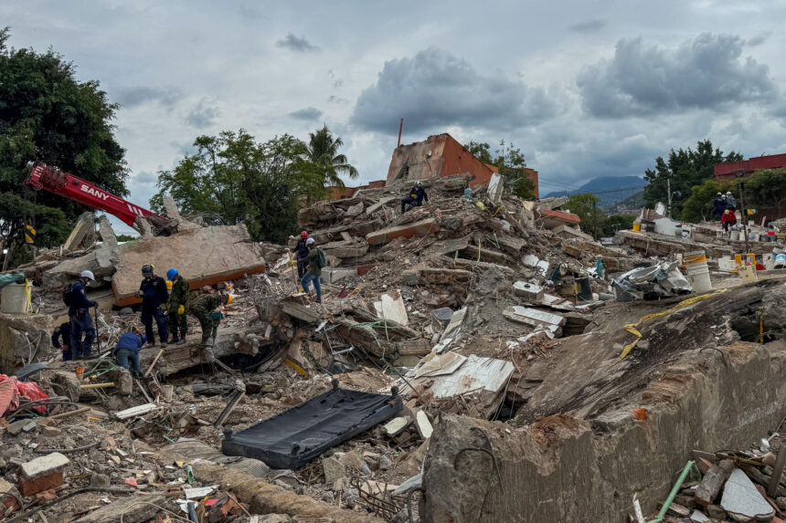 Colombia focuses on recovering bodies from rubble with no hope of finding survivors | De Último Minuto English