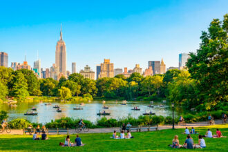 U.S. tri-state area under intense heat and high humidity warning | De Último Minuto English