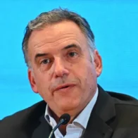 Disapproval of Yamandú Orsi's government in Uruguay rises to 57%, according to a new poll | De Último Minuto English