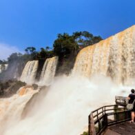 El Niño makes Iguazú Falls swell to more than 8 million liters per second