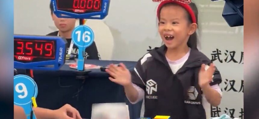 6-year-old Chinese girl sets world record with Rubik’s Cube | De Último Minuto English
