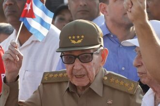 U.S. imposes sanctions on Raúl Castro’s grandson and five Cuban entities | De Último Minuto English