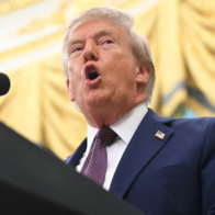 Trump bets on negotiating over the Strait of Hormuz and avoids opening another front with the Houthis | De Último Minuto English