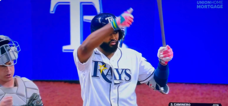 Umpire narrowly avoids 111.1 mph line drive off Junior Caminero's bat