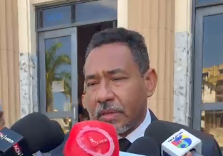 Hearing in the case against Jean Alain Rodríguez suspended due to a medical certificate of one of the defendants | De Último Minuto English