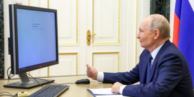 Putin opts for 'online voting' again in the Russian elections | De Último Minuto English