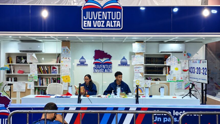 They are going for more! Dominican youths who achieved Guinness World Records want to reach 500 hours of continuous reading | De Último Minuto English