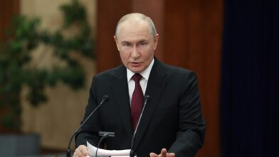 Putin says Russia seeks lasting peace in Ukraine, not a temporary freeze | De Último Minuto English