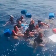 32 fishermen rescued after being found adrift at sea in Vietnam | De Último Minuto English