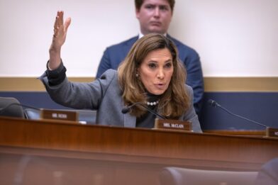 Florida Republican Maria Elvira Salazar warns Trump his immigration enforcement has gone too far | De Último Minuto English