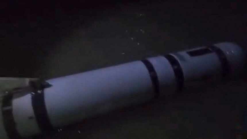 Iran claims capture of U.S. underwater drone in Strait of Hormuz | De Último Minuto English