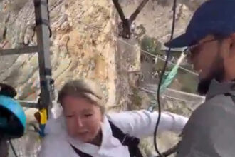 Tourist allegedly pushed off zipline against her will in Dagestan | De Último Minuto English