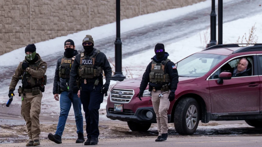 ICE agent accused of lying about shooting of Venezuelan man in Minnesota released on bail