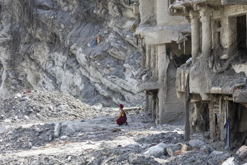 Nepal needs more than 4.7 billion for the country's reconstruction after the floods, according to its calculations | De Último Minuto English