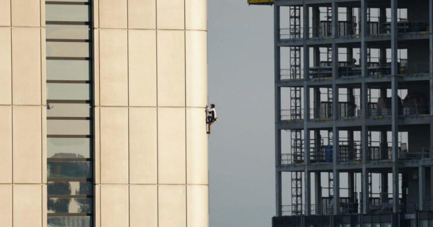 French climber scales Frankfurt’s 166-meter Silver Tower without safety equipment