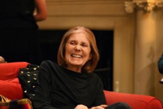 Gloria Steinem, a leading figure of the feminist movement in the United States, dies at 92 | De Último Minuto English