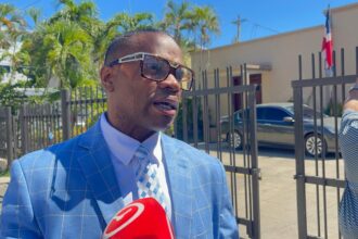 Tolentino drops charges, but Prosecutor's Office maintains case against minor accused of threatening him with a weapon | De Último Minuto English