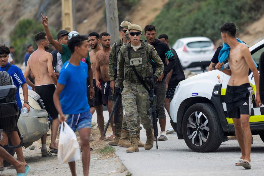 Declassified documents: Ayuso accuses Sánchez of ignoring warning over Ceuta migrant influx